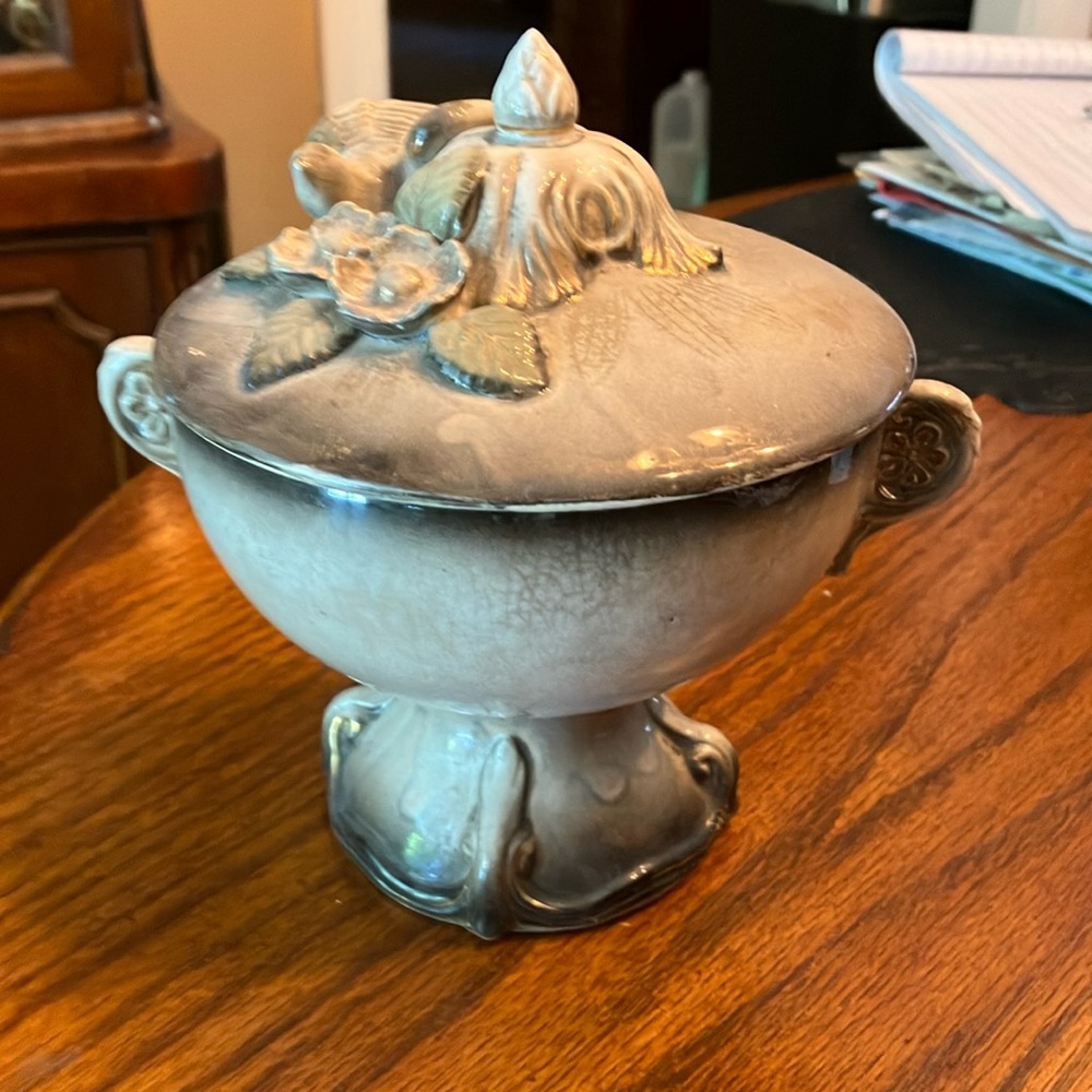 Vintage Betson Candy dish